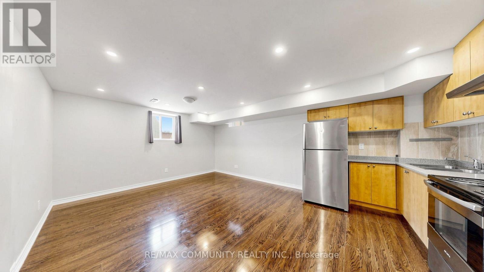 Basement - 5 Mugford Crescent N, Brampton, Ontario L6Y 6A7 - Photo 6 - W13598980