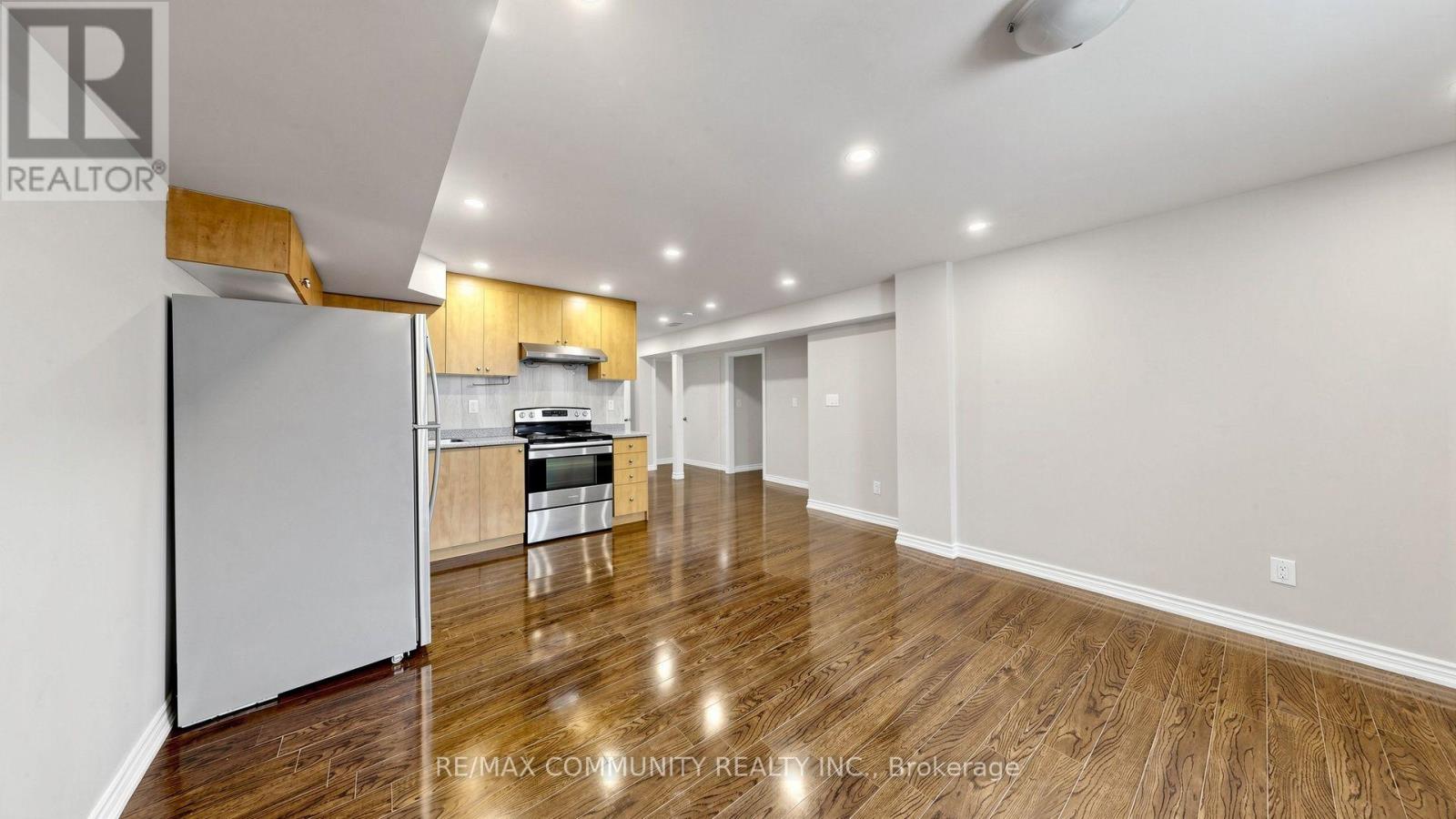 Basement - 5 Mugford Crescent N, Brampton, Ontario L6Y 6A7 - Photo 9 - W13598980