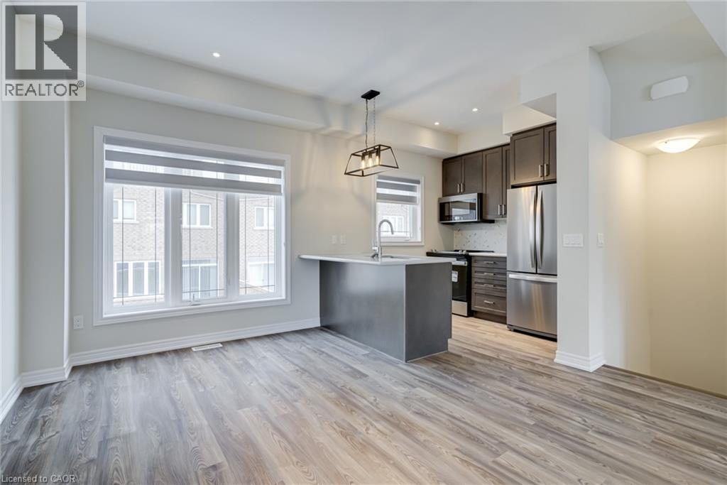 19 Picardy Drive Unit# 22, Stoney Creek, Ontario  L8J 2T7 - Photo 4 - 40850422