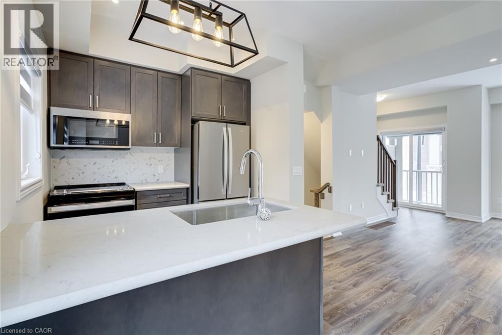 19 Picardy Drive Unit# 22, Stoney Creek, Ontario  L8J 2T7 - Photo 7 - 40850422