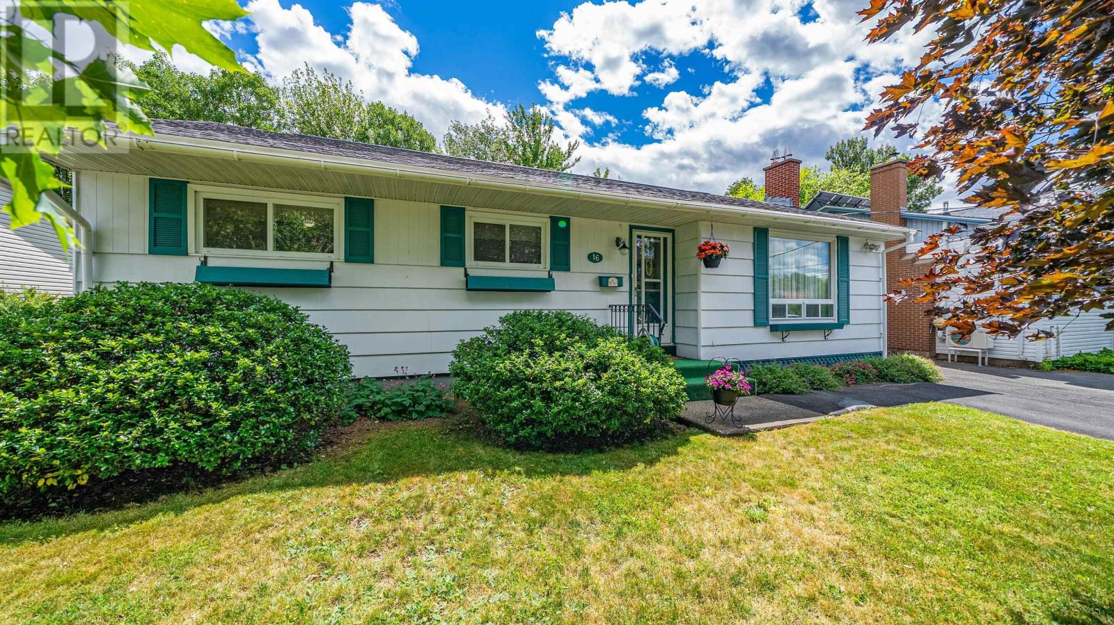 16 Stonehaven Road, Halifax, Nova Scotia