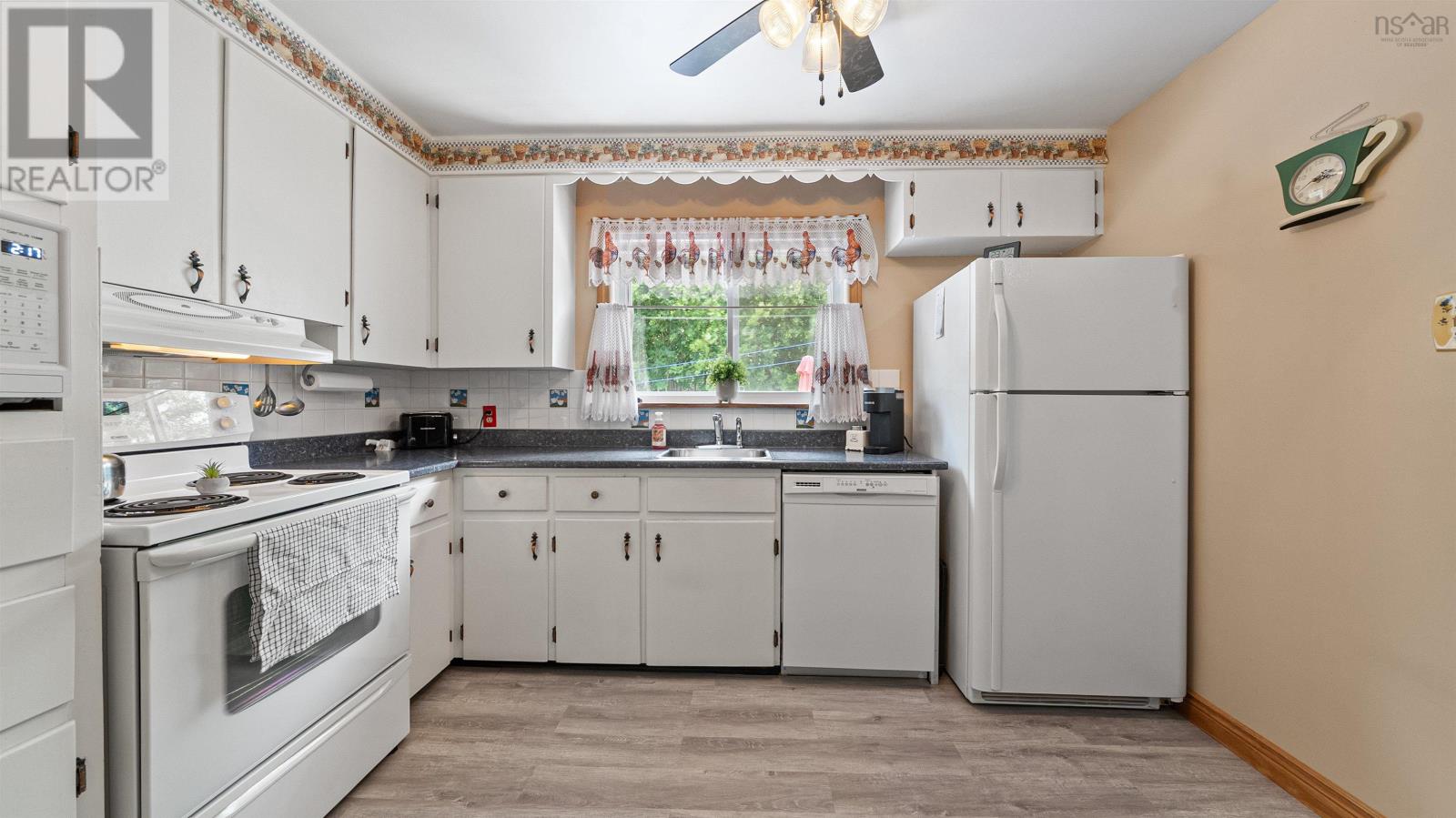 16 Stonehaven Road, Halifax, Nova Scotia  B3N 1G1 - Photo 14 - 202618279
