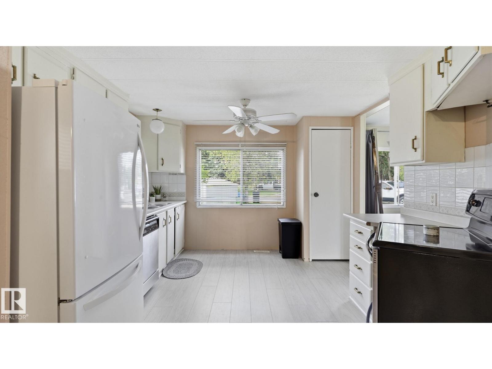 17 Park Ridge Cr NW, Edmonton, Alberta  T6P 1E9 - Photo 11 - E4500317