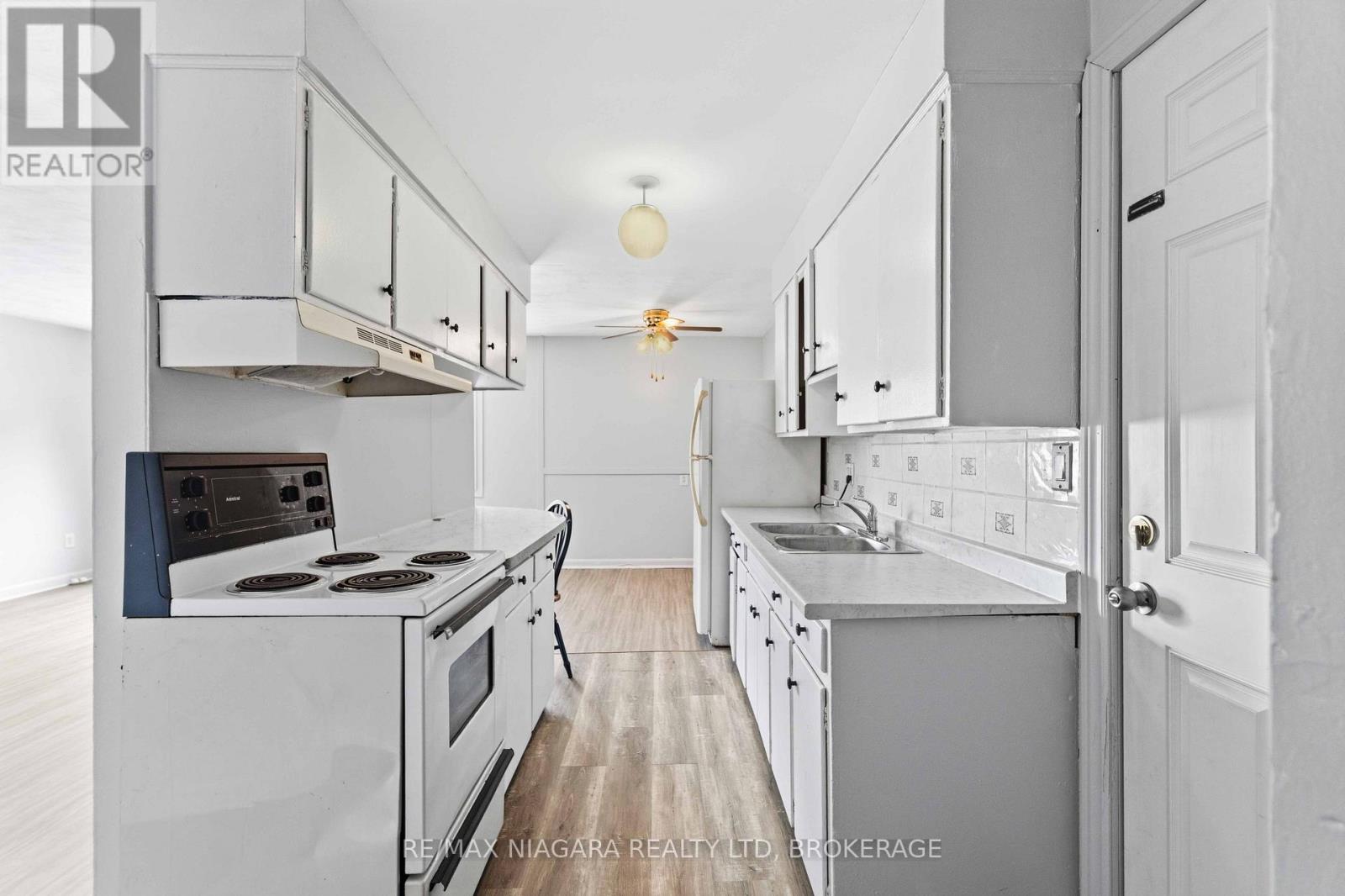 5 - 27 Main Street, St. Catharines, Ontario L2N 4T6 - Photo 6 - X13599068
