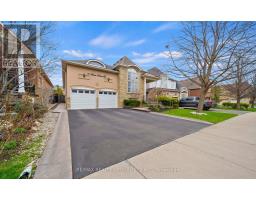 31 SAINT HUBERT DRIVE, Brampton, Ontario