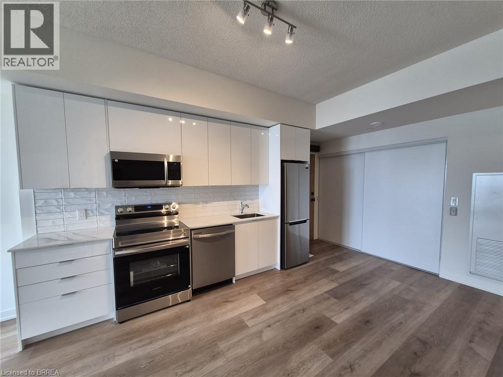 33 Erie Avenue Unit# 1603, Brantford, Ontario  N3S 0K7 - Photo 2 - 40849261