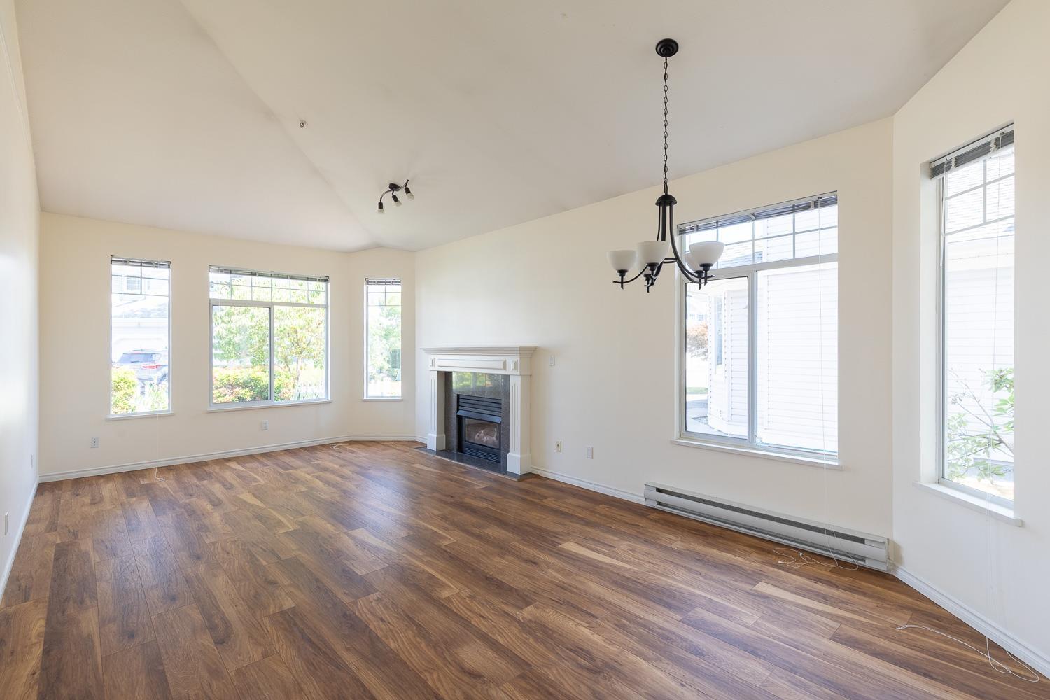 49 5708 208 Street, Langley, British Columbia  V3A 8L4 - Photo 3 - R3147660