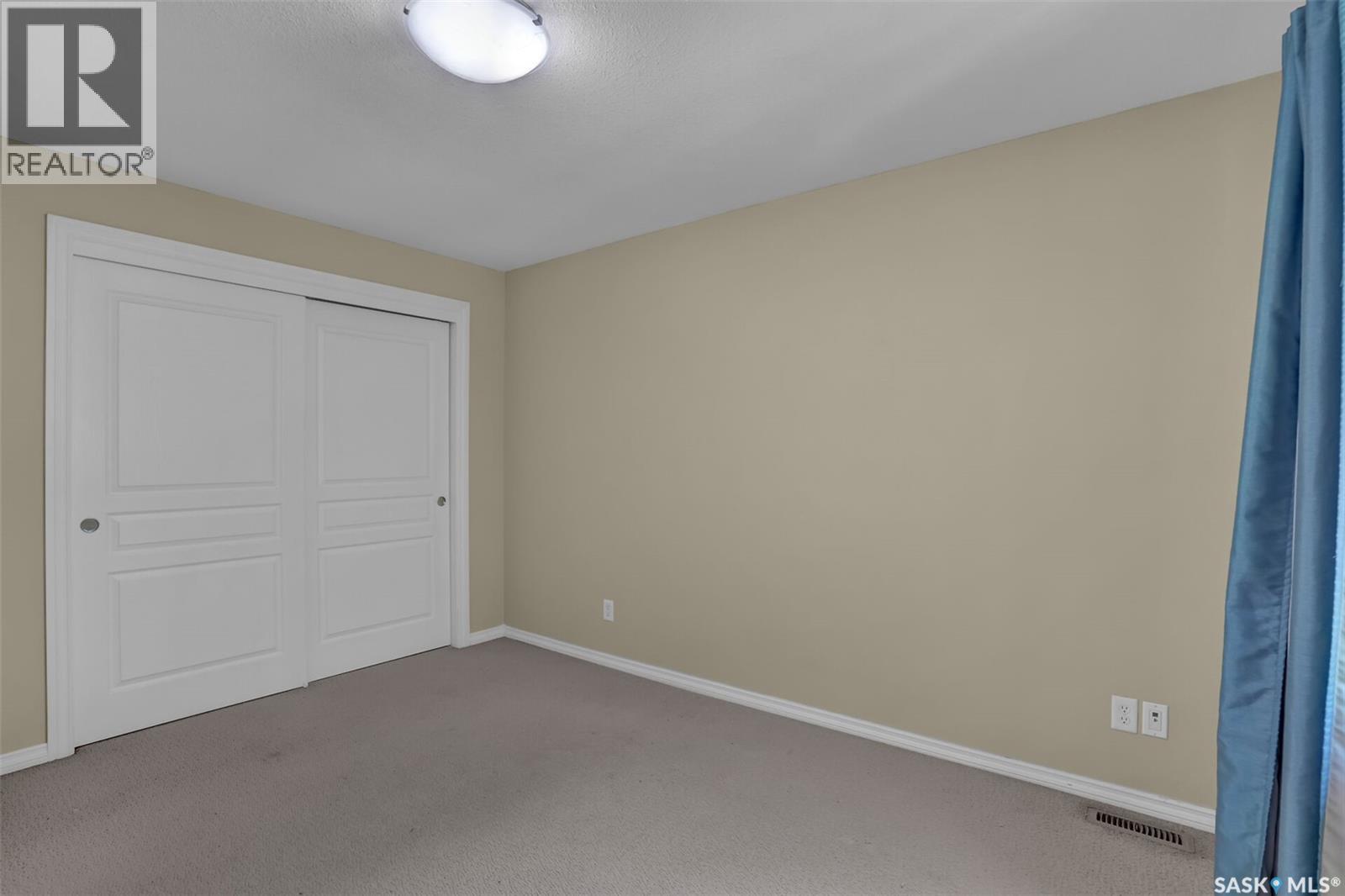 3876 Robinson Street, Regina, Saskatchewan  S4S 3C6 - Photo 15 - SK043516