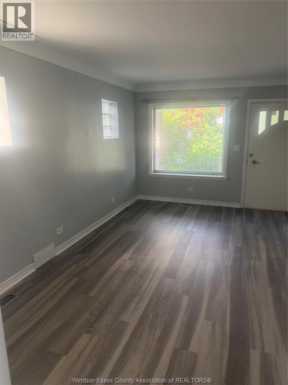 1536 Marentette Avenue, Windsor, Ontario  N8X 4E3 - Photo 8 - 26017840