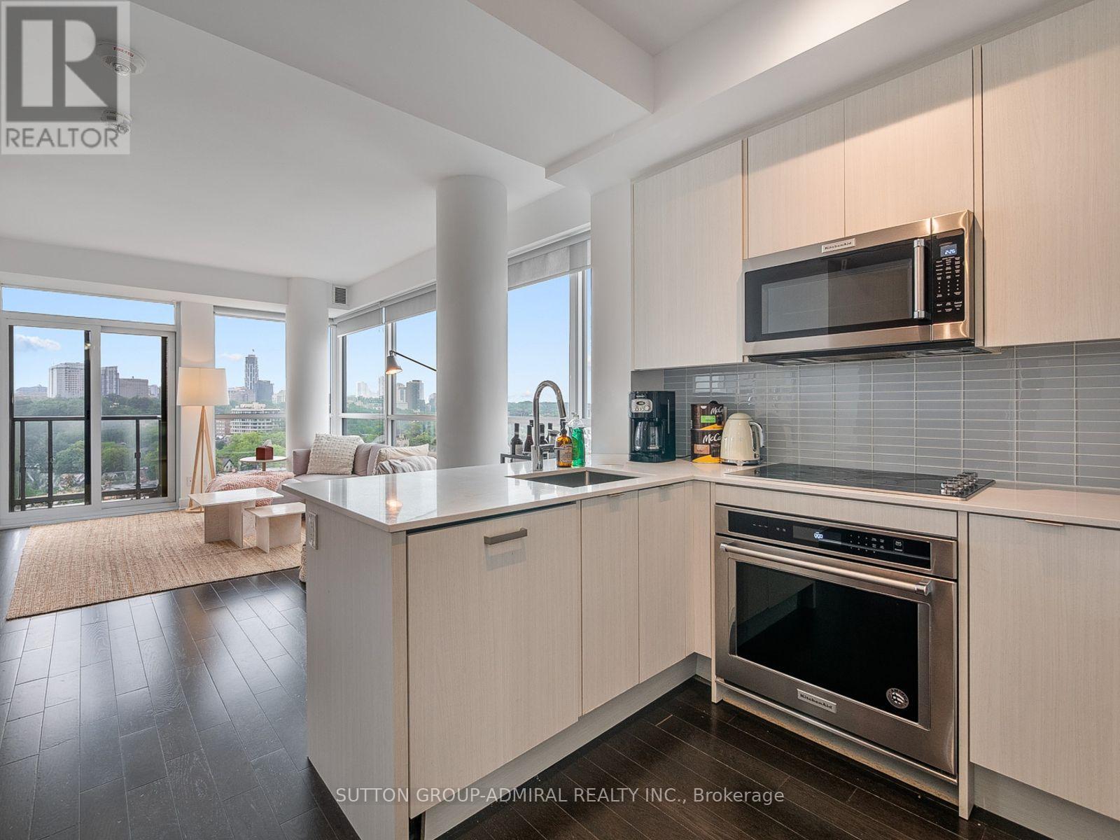 1204 - 181 Bedford Road, Toronto, Ontario  M5R 0A5 - Photo 2 - C13542202