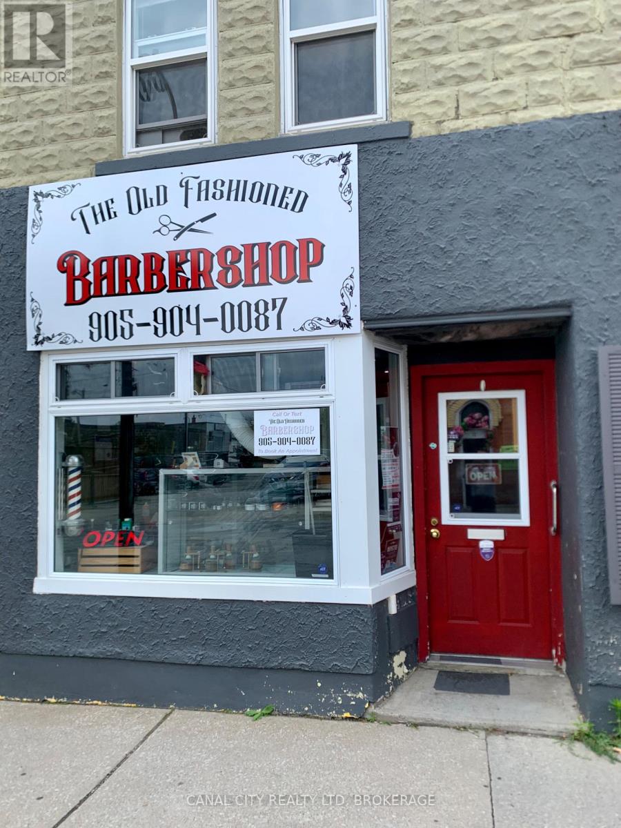 13 ALBERT STREET W, Thorold, Ontario