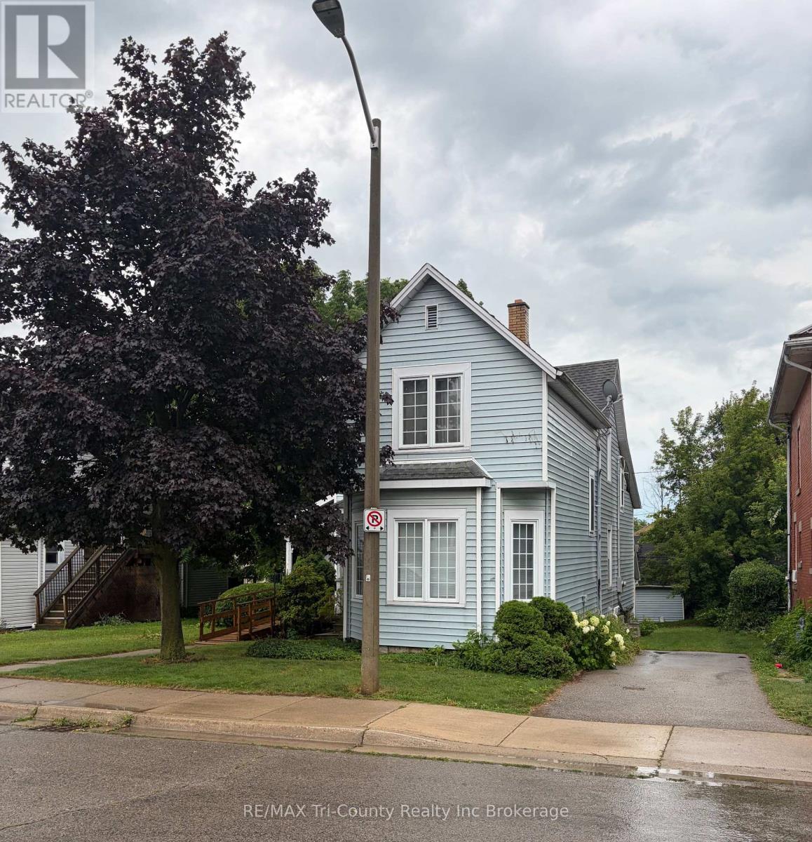 53 BROCK STREET W, Tillsonburg, Ontario