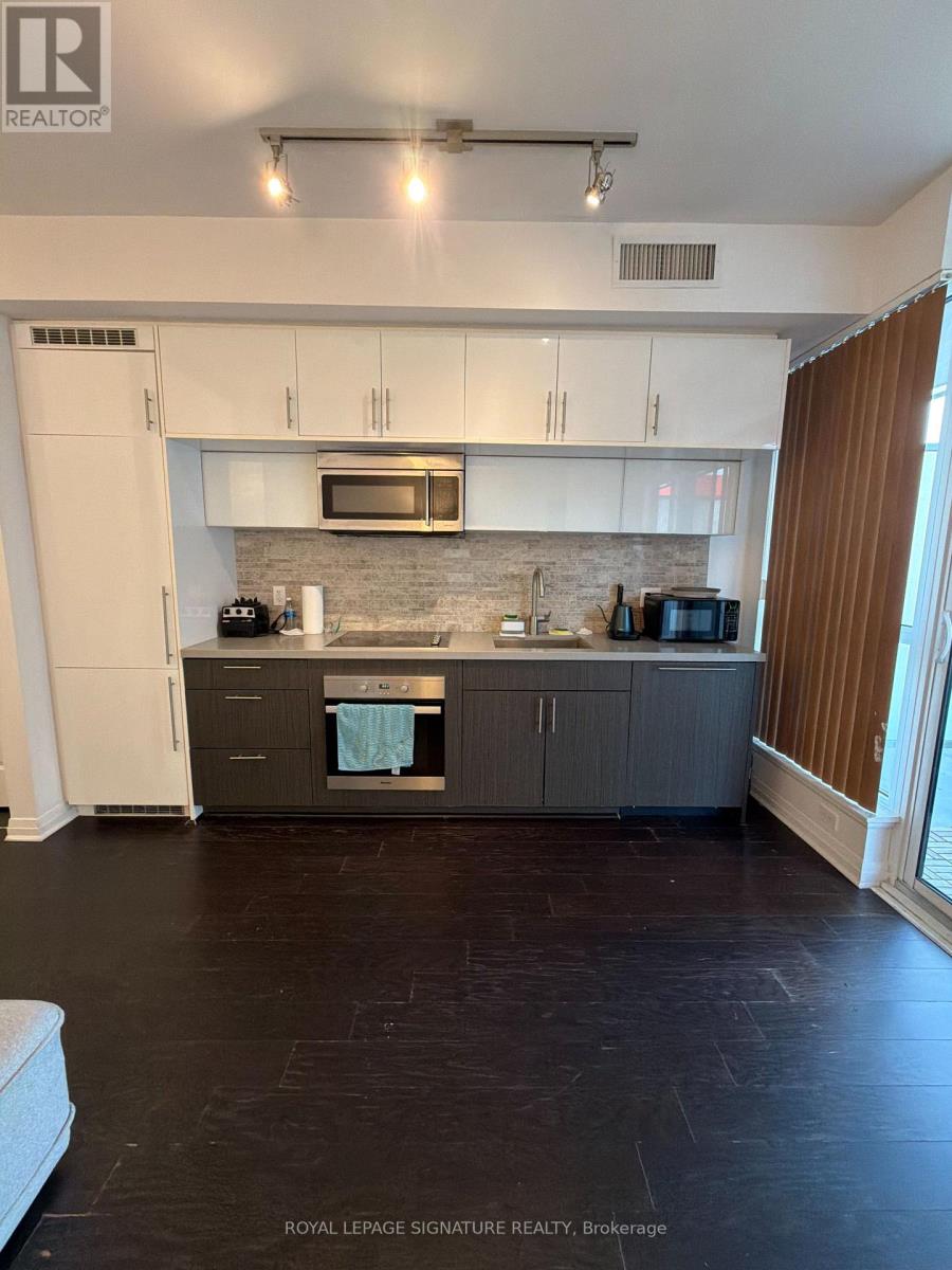 1504 - 8 Mercer Street, Toronto, Ontario  M5V 0C4 - Photo 2 - C13581108