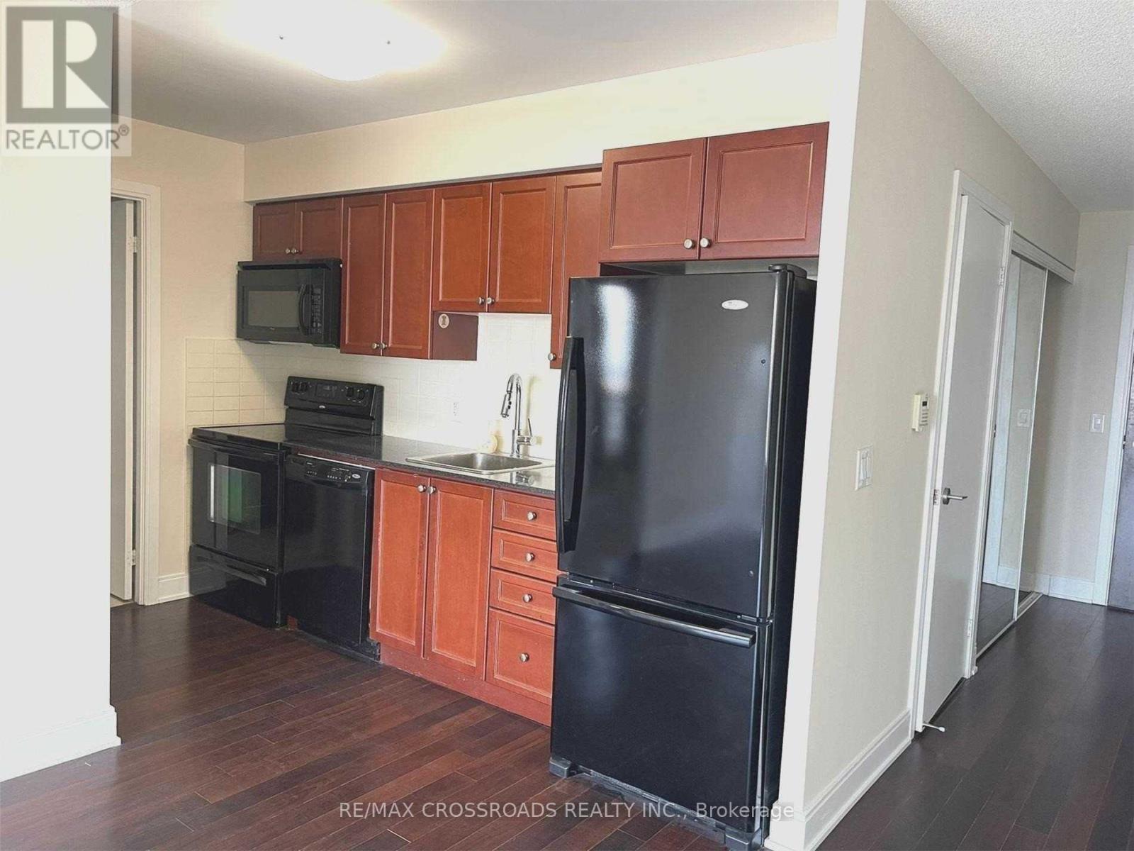 3326 - 135 Village Green Square, Toronto (Agincourt South-Malvern West), Ontario  M1S 0G4 - Photo 6 - E13599274