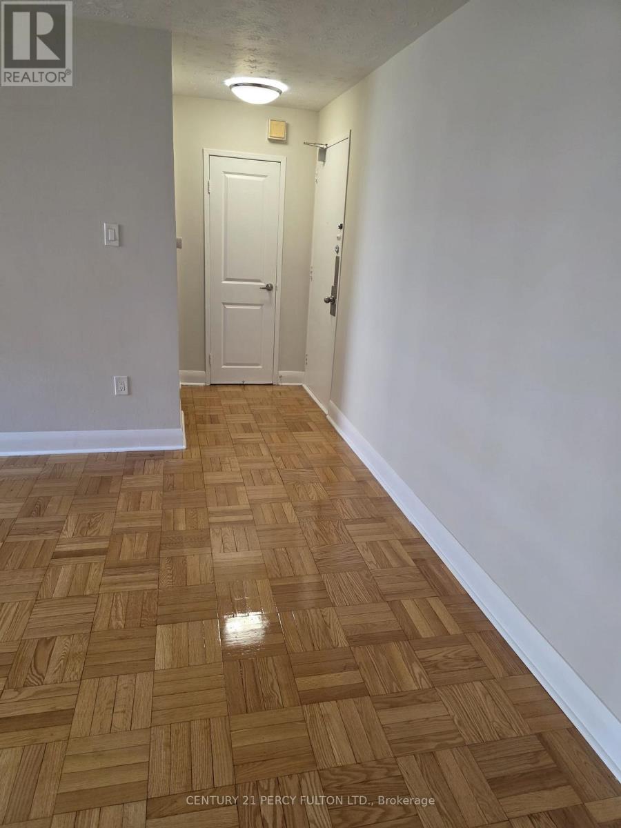 306 - 1305 WILSON AVENUE, Toronto (Downsview-Roding-CFB)