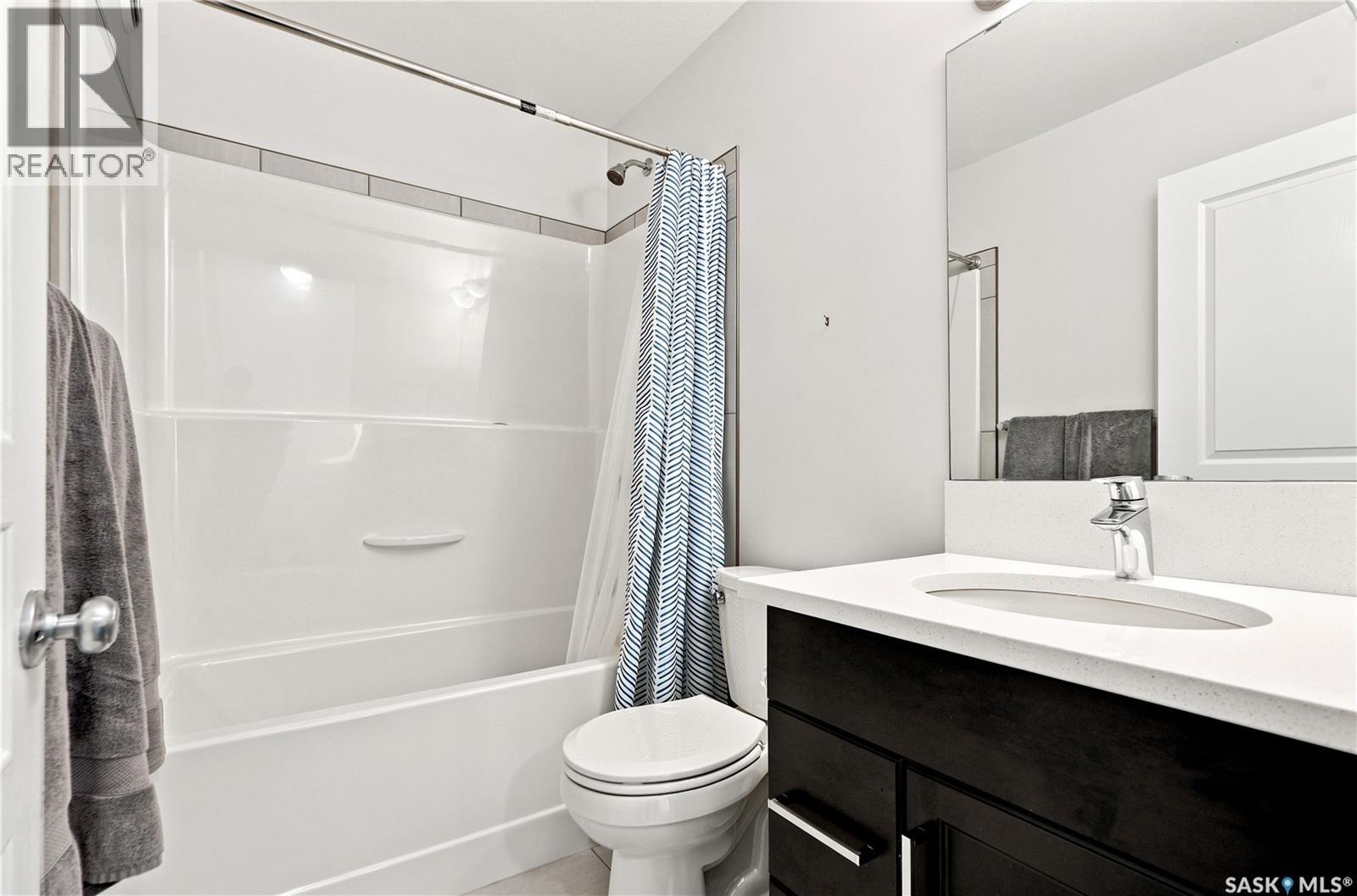659 Secord Bend, Saskatoon, Saskatchewan  S7V 0M7 - Photo 32 - SK043096