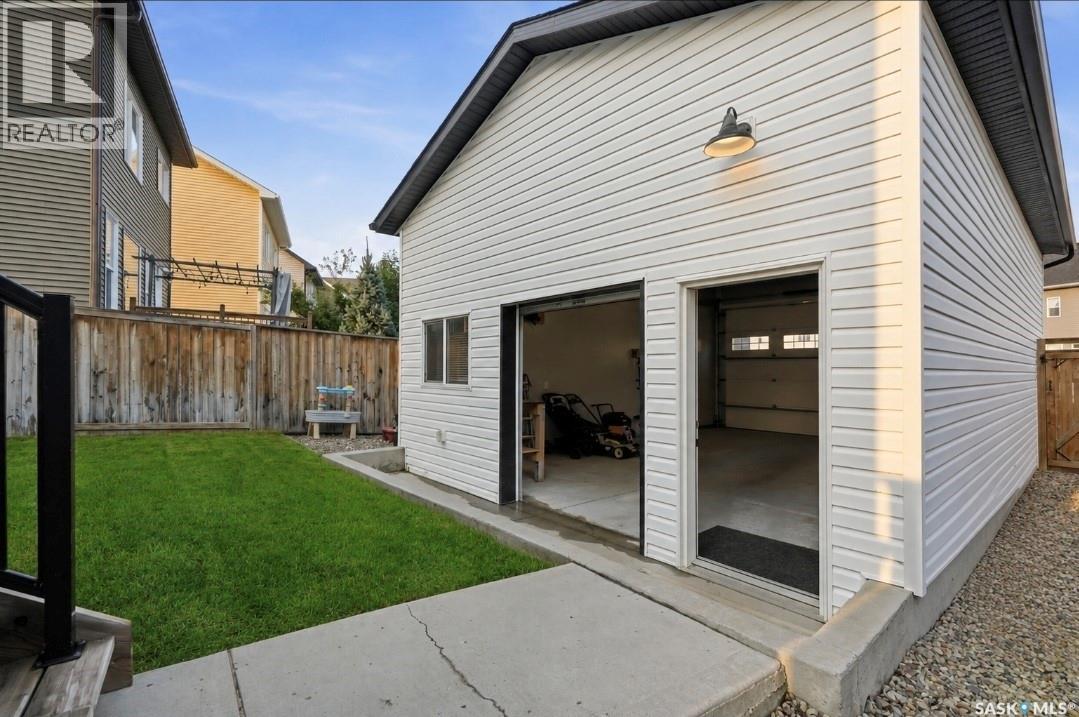 659 Secord Bend, Saskatoon, Saskatchewan  S7V 0M7 - Photo 40 - SK043096