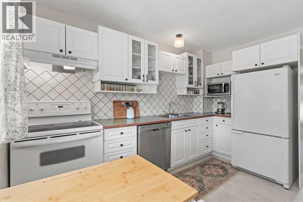 96 Georgian Villas NE, Calgary, Alberta  T2A 7C6 - Photo 6 - A2330253