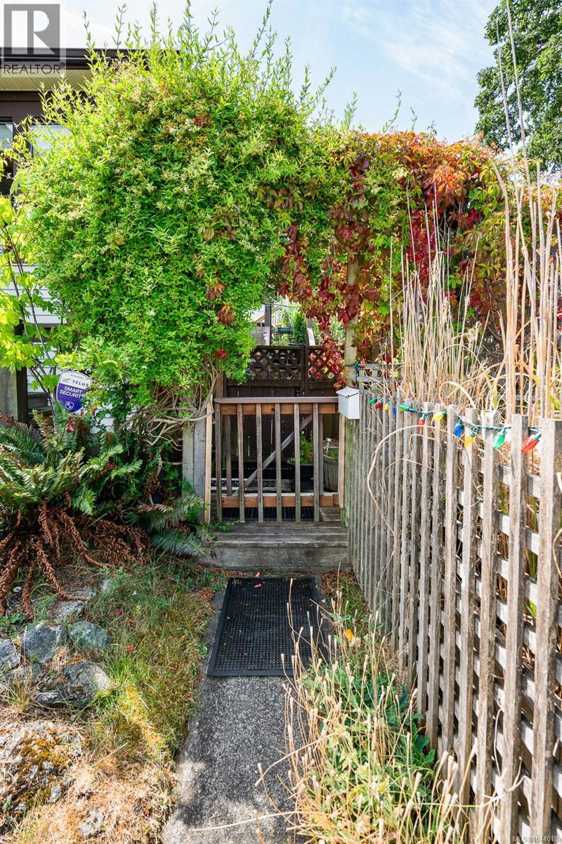 Listing image 44
