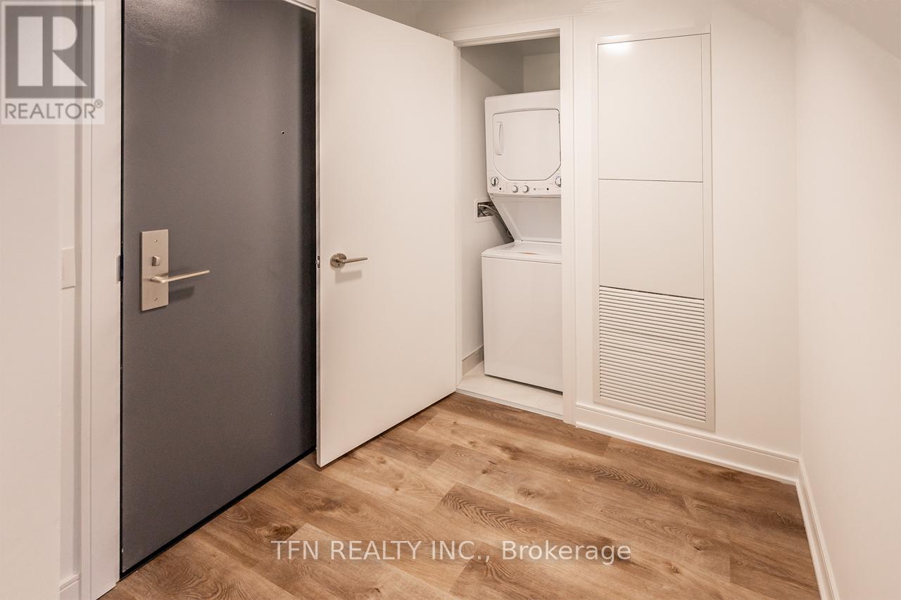 1611 - 86 Dundas Street E, Mississauga, Ontario  L5A 1W4 - Photo 24 - W13599252