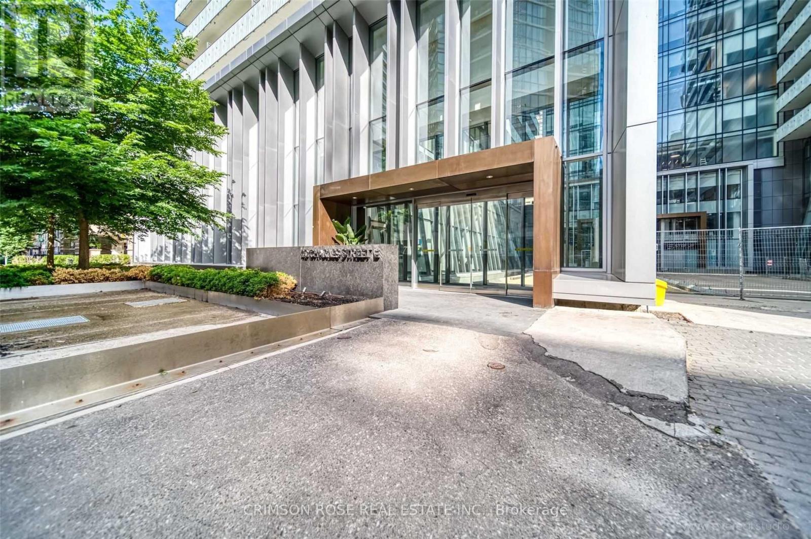 5006 - 42 Charles Street E, Toronto, Ontario  M4Y 1N3 - Photo 2 - C13599404