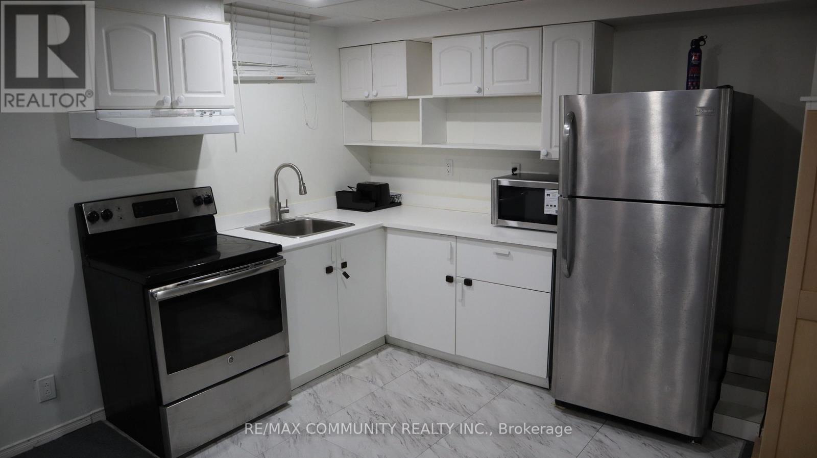 Basement - 1556 Dellbrook Avenue, Pickering, Ontario  L1X 2L6 - Photo 4 - E13599396