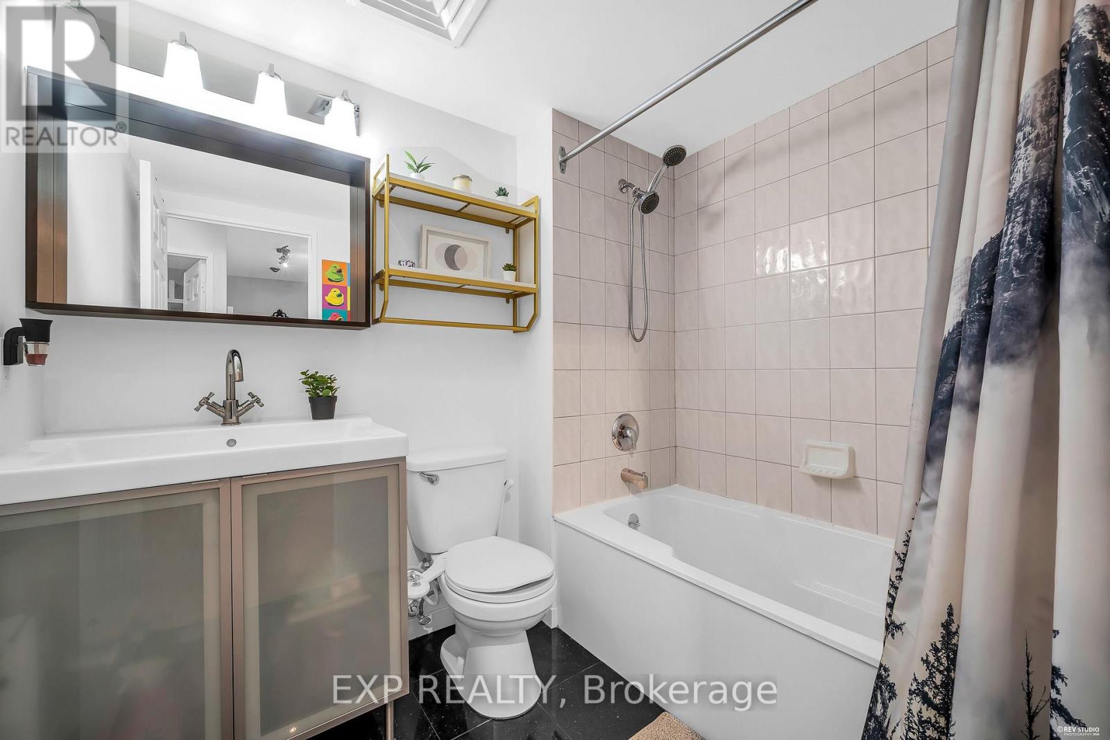 1016 - 8 Lee Centre Drive N, Toronto, Ontario  M1H 3H8 - Photo 23 - E13599474