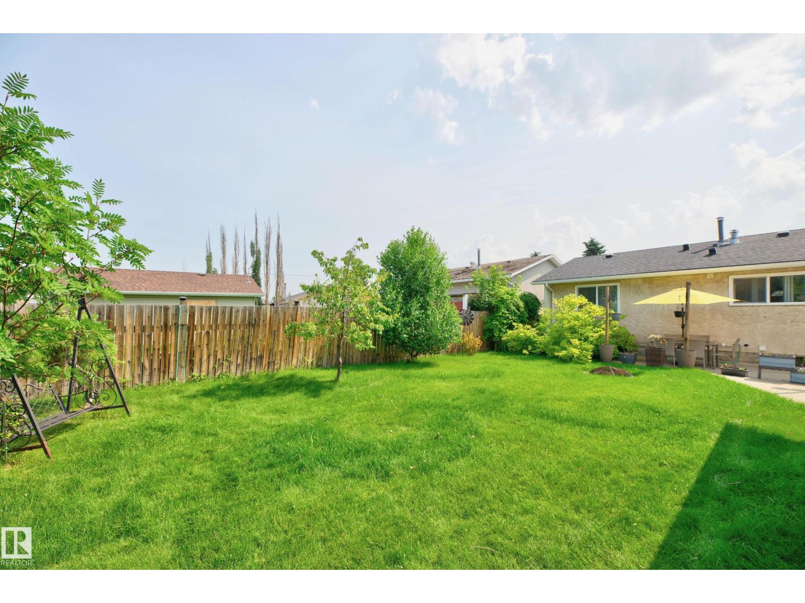 455 Huffman Cr NW, Edmonton, Alberta  T5A 4C7 - Photo 14 - E4500341