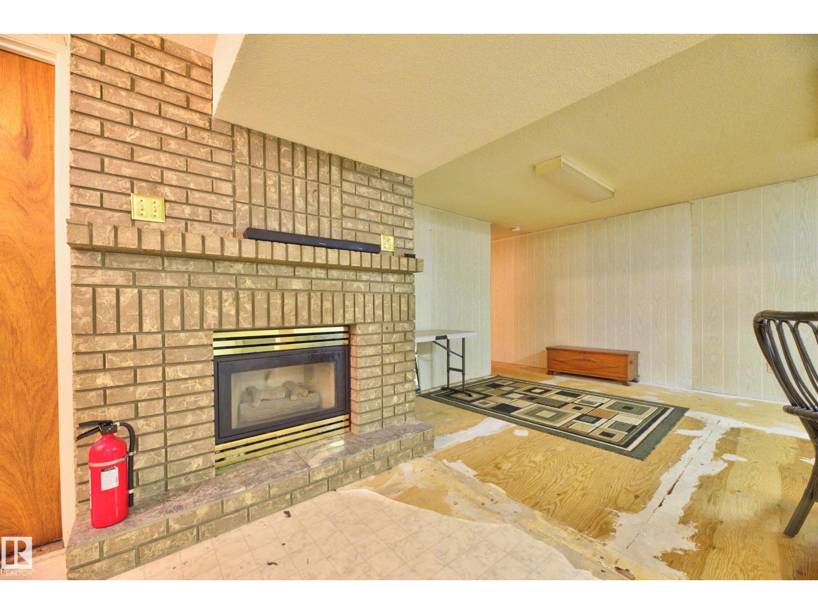 455 Huffman Cr NW, Edmonton, Alberta  T5A 4C7 - Photo 38 - E4500341