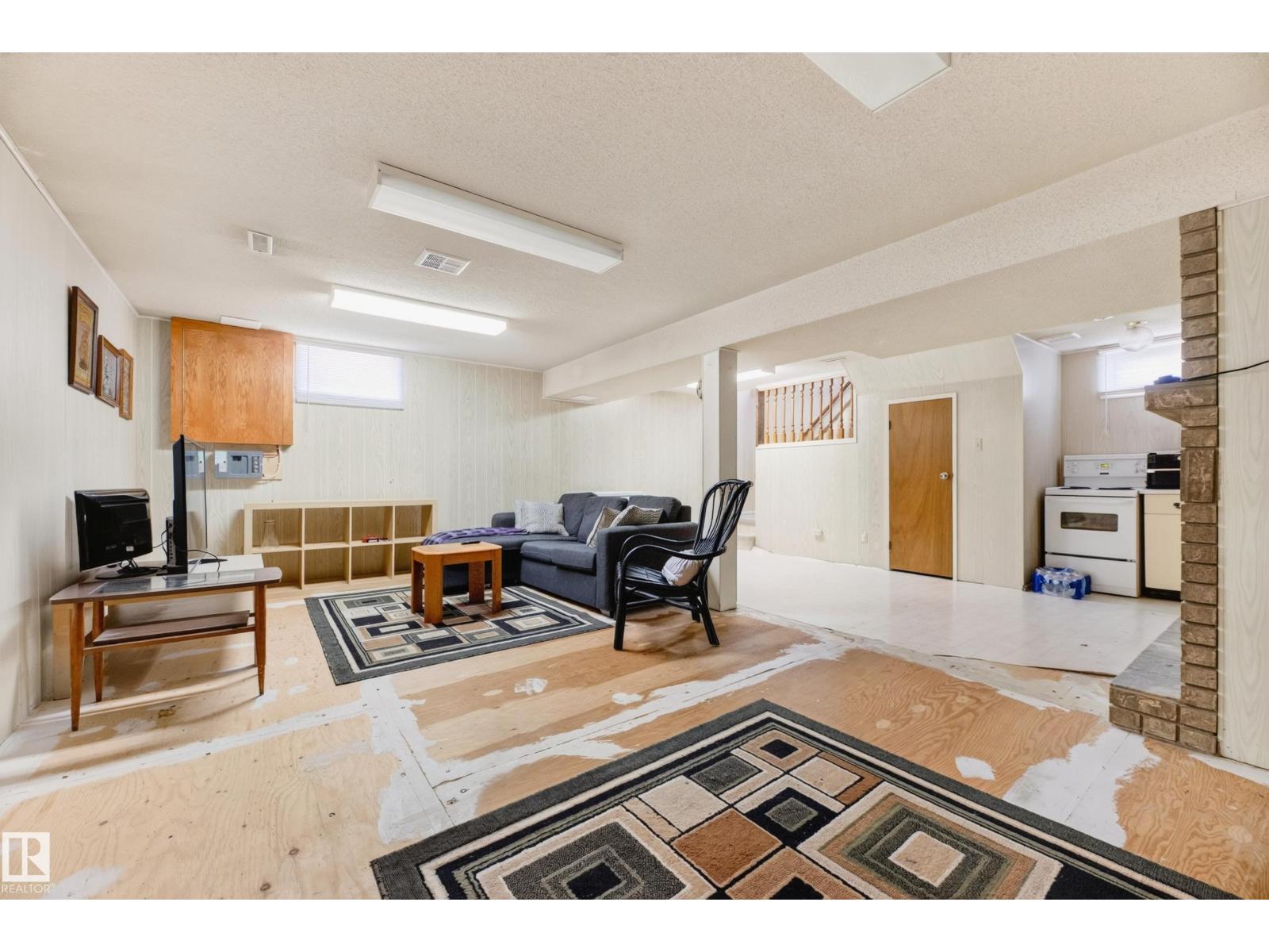 455 Huffman Cr NW, Edmonton, Alberta  T5A 4C7 - Photo 42 - E4500341