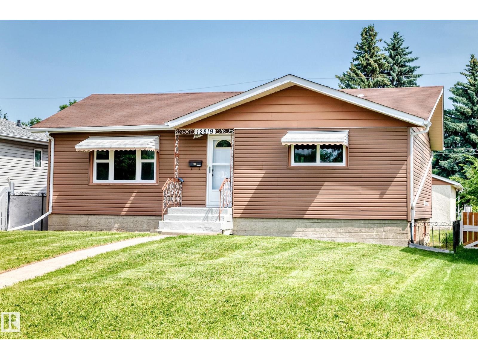 12819 107 St NW, Edmonton, Alberta  T5E 4V4 - Photo 3 - E4500342