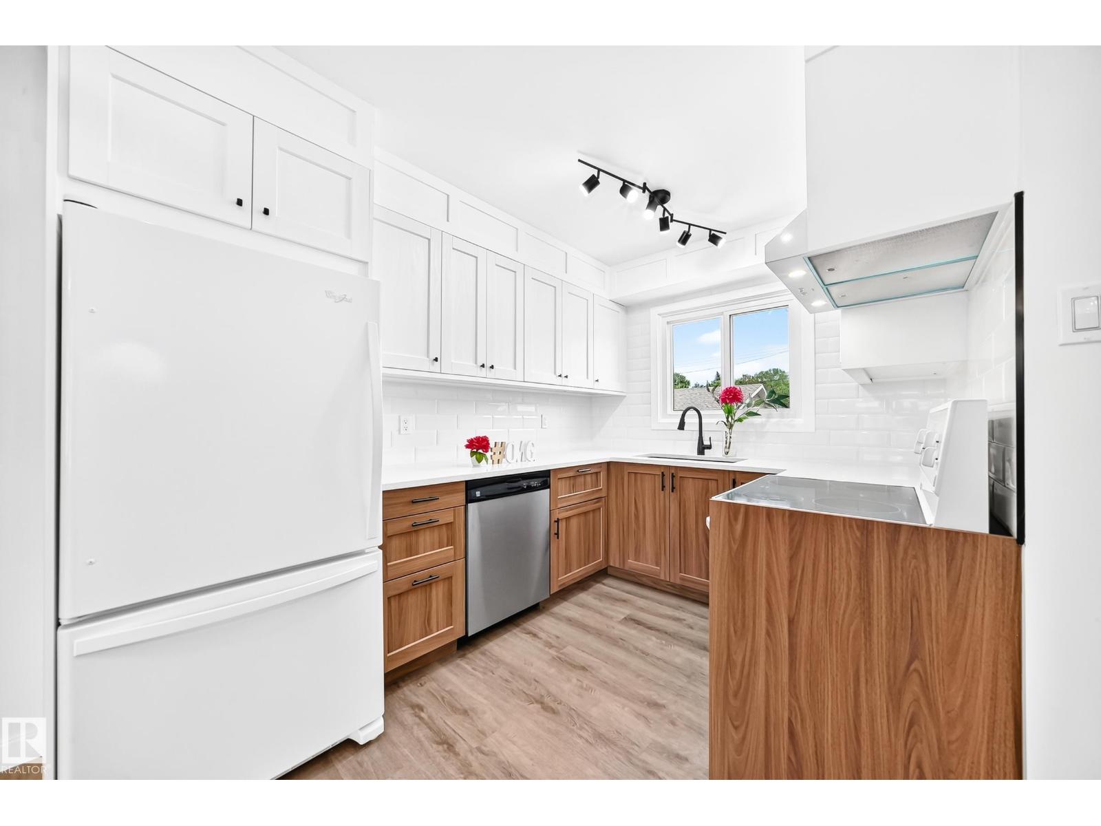 12819 107 St NW, Edmonton, Alberta  T5E 4V4 - Photo 6 - E4500342
