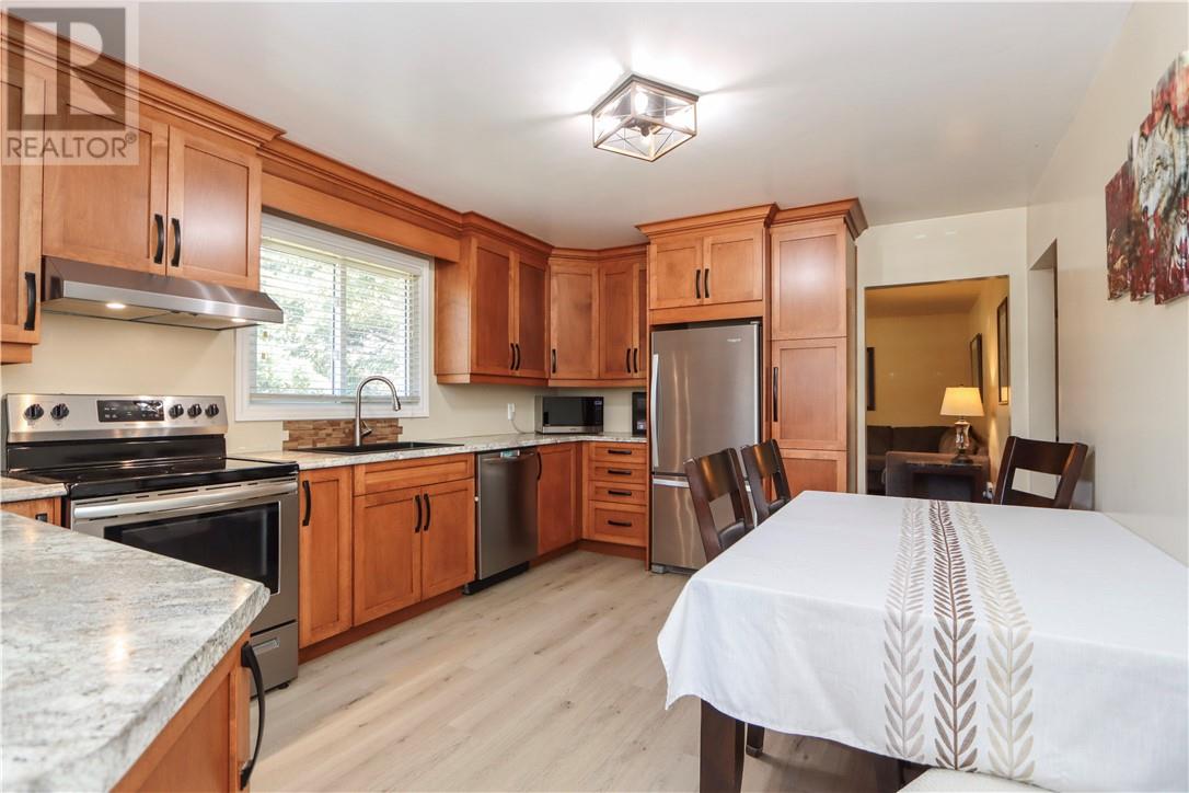 3140 Elm Street, Sudbury, Ontario  P3N 1E9 - Photo 4 - 2129350