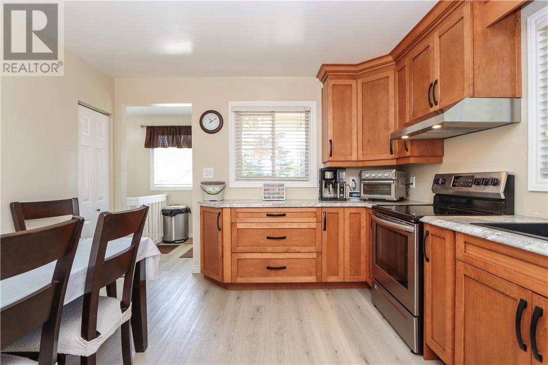 3140 Elm Street, Sudbury, Ontario  P3N 1E9 - Photo 6 - 2129350