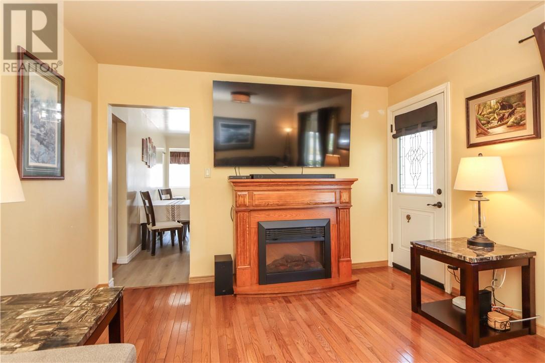 3140 Elm Street, Sudbury, Ontario  P3N 1E9 - Photo 9 - 2129350