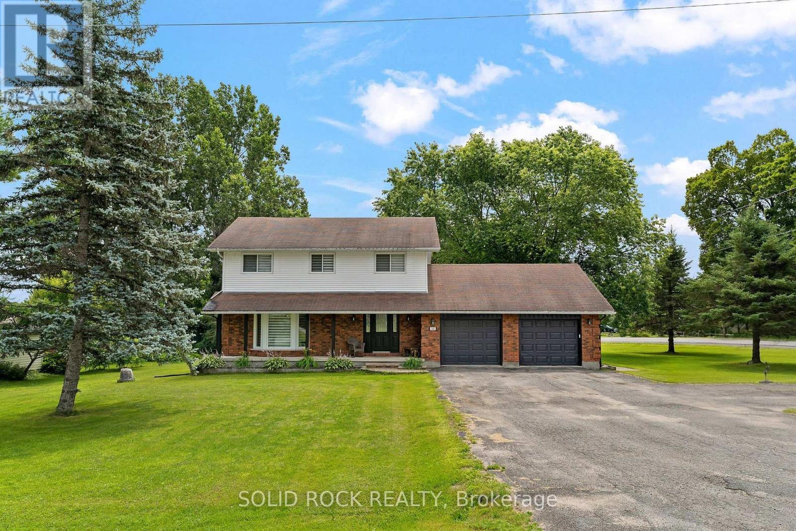 708 MCKENZIE AVENUE, McNab/Braeside, Ontario