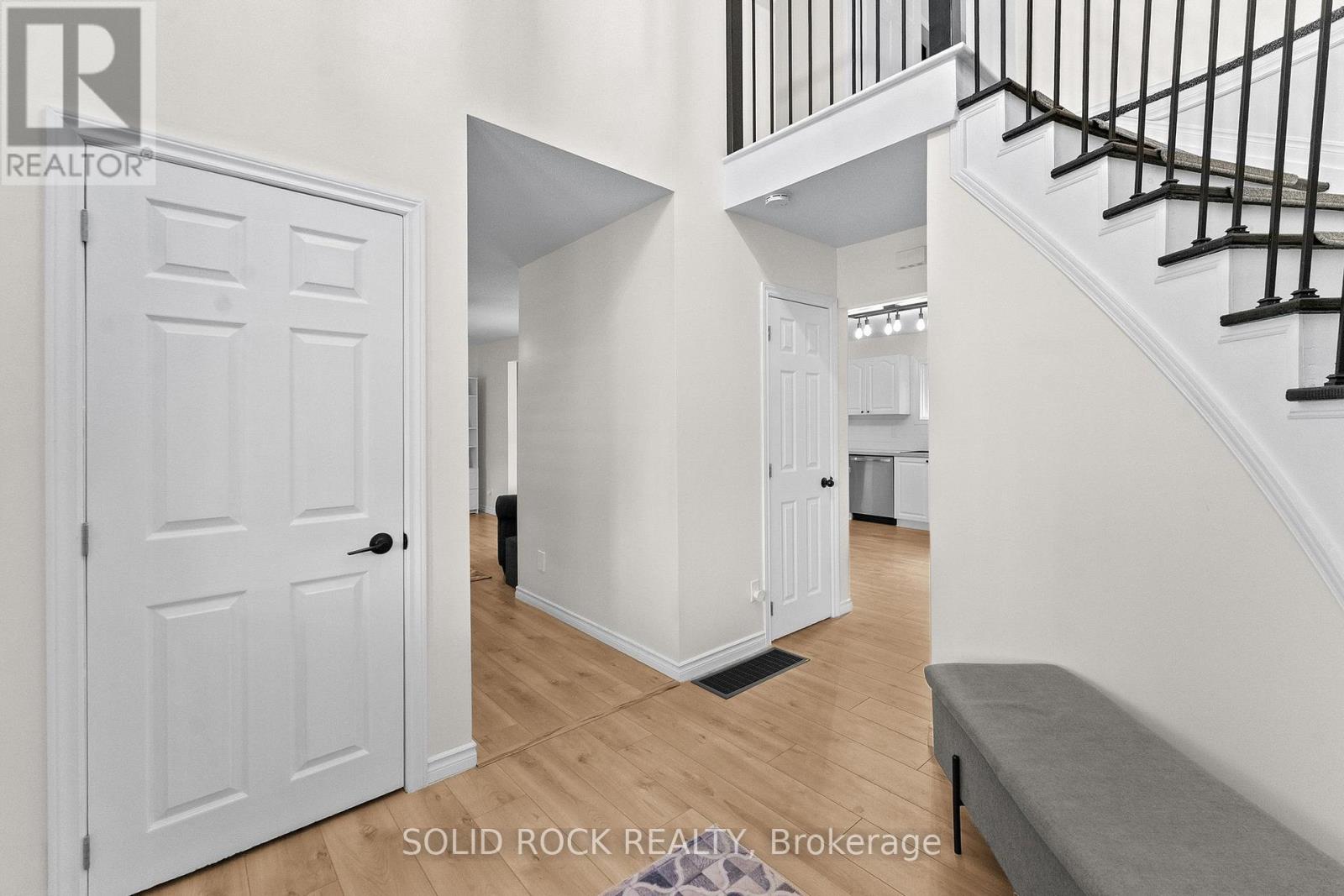 708 Mckenzie Avenue, Mcnab/braeside, Ontario  K7S 3G9 - Photo 9 - X13599456