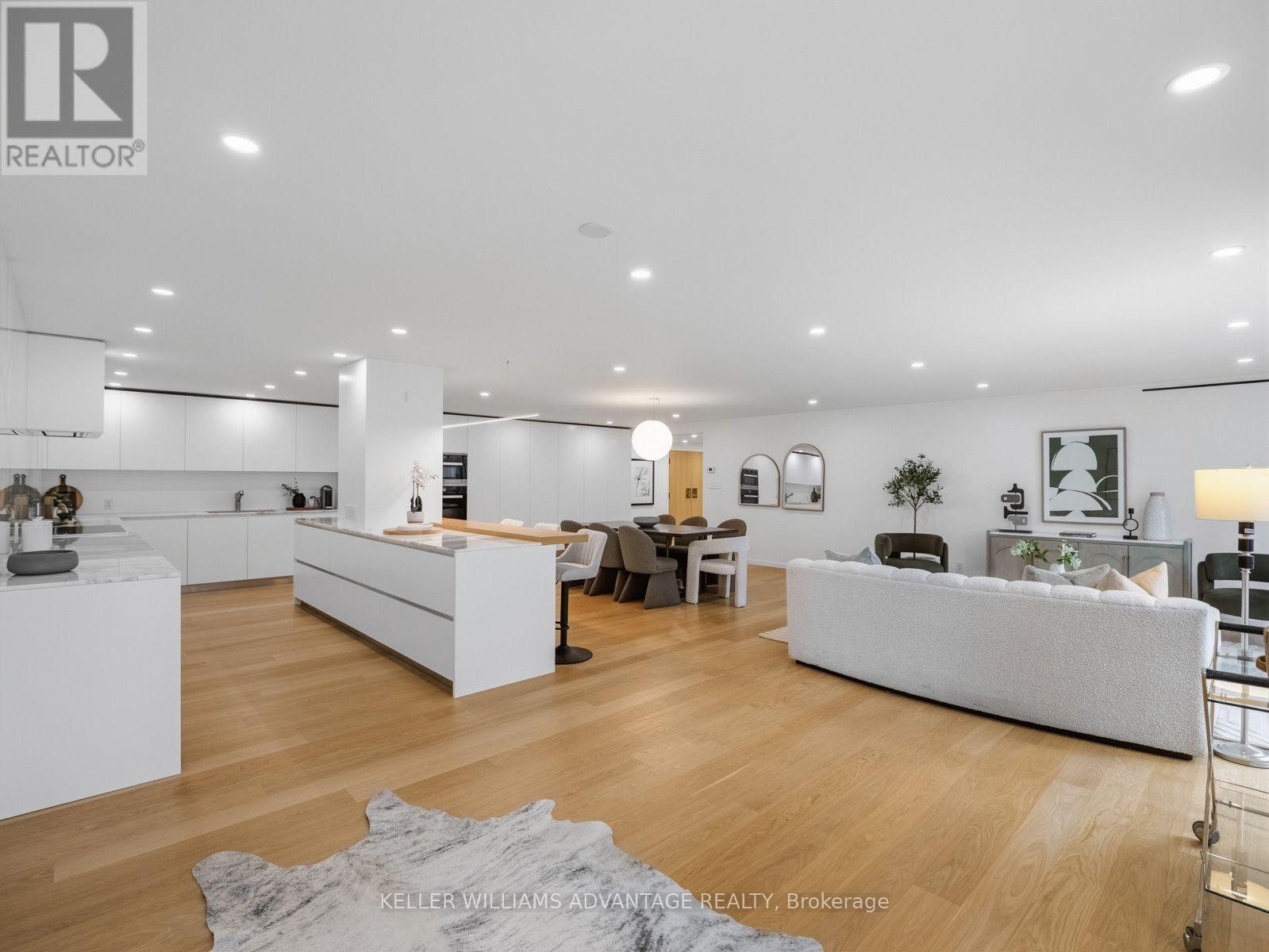 1002 - 1166 Bay Street, Toronto, Ontario  M5S 2X8 - Photo 19 - C13594260