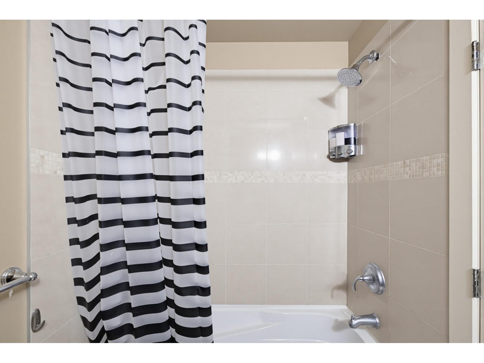 218 3192 Gladwin Road, Abbotsford, British Columbia  V2T 6M9 - Photo 14 - R3145412