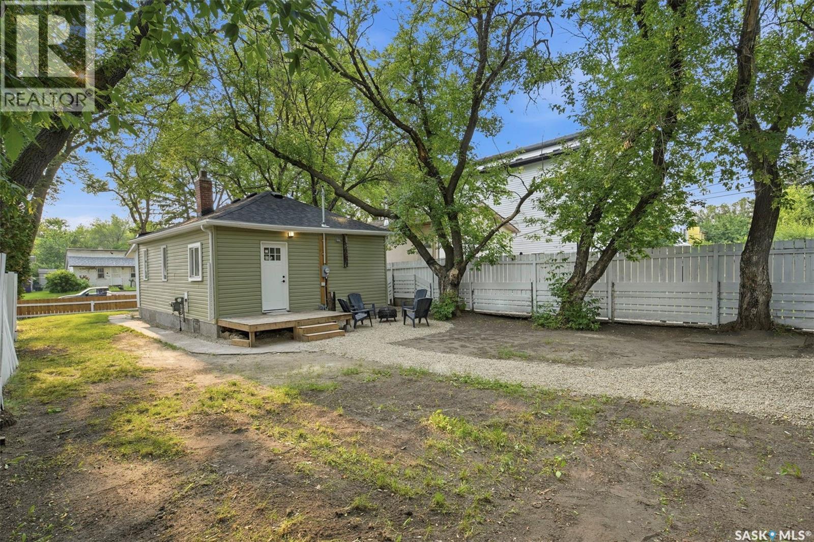 836 I Avenue S, Saskatoon, Saskatchewan  S7M 1Z3 - Photo 24 - SK043526