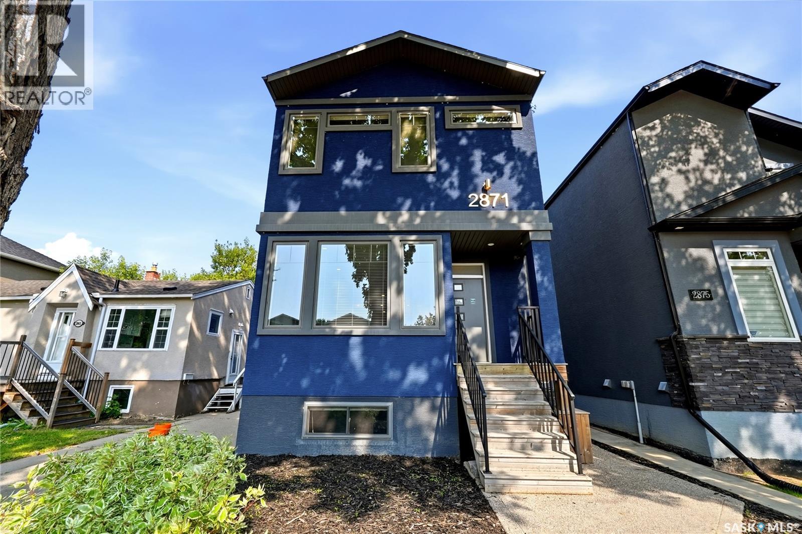 2871 Garnet Street, Regina, Saskatchewan  S4S 1X1 - Photo 2 - SK043517