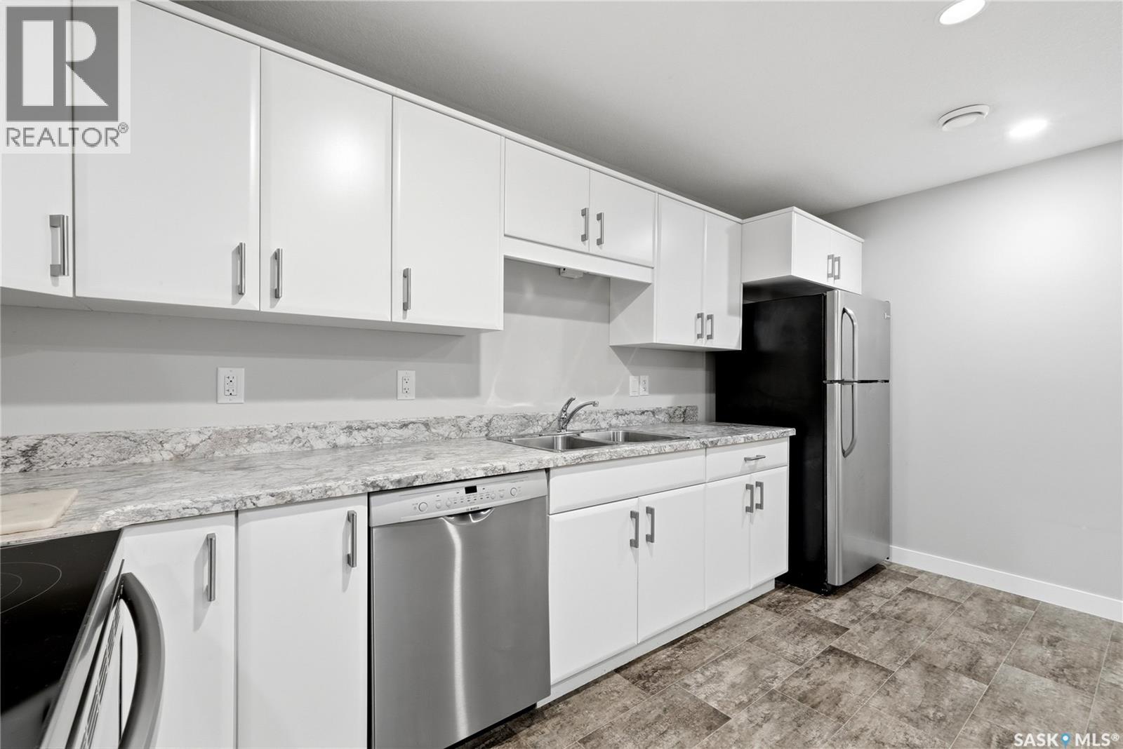 2871 Garnet Street, Regina, Saskatchewan  S4S 1X1 - Photo 29 - SK043517