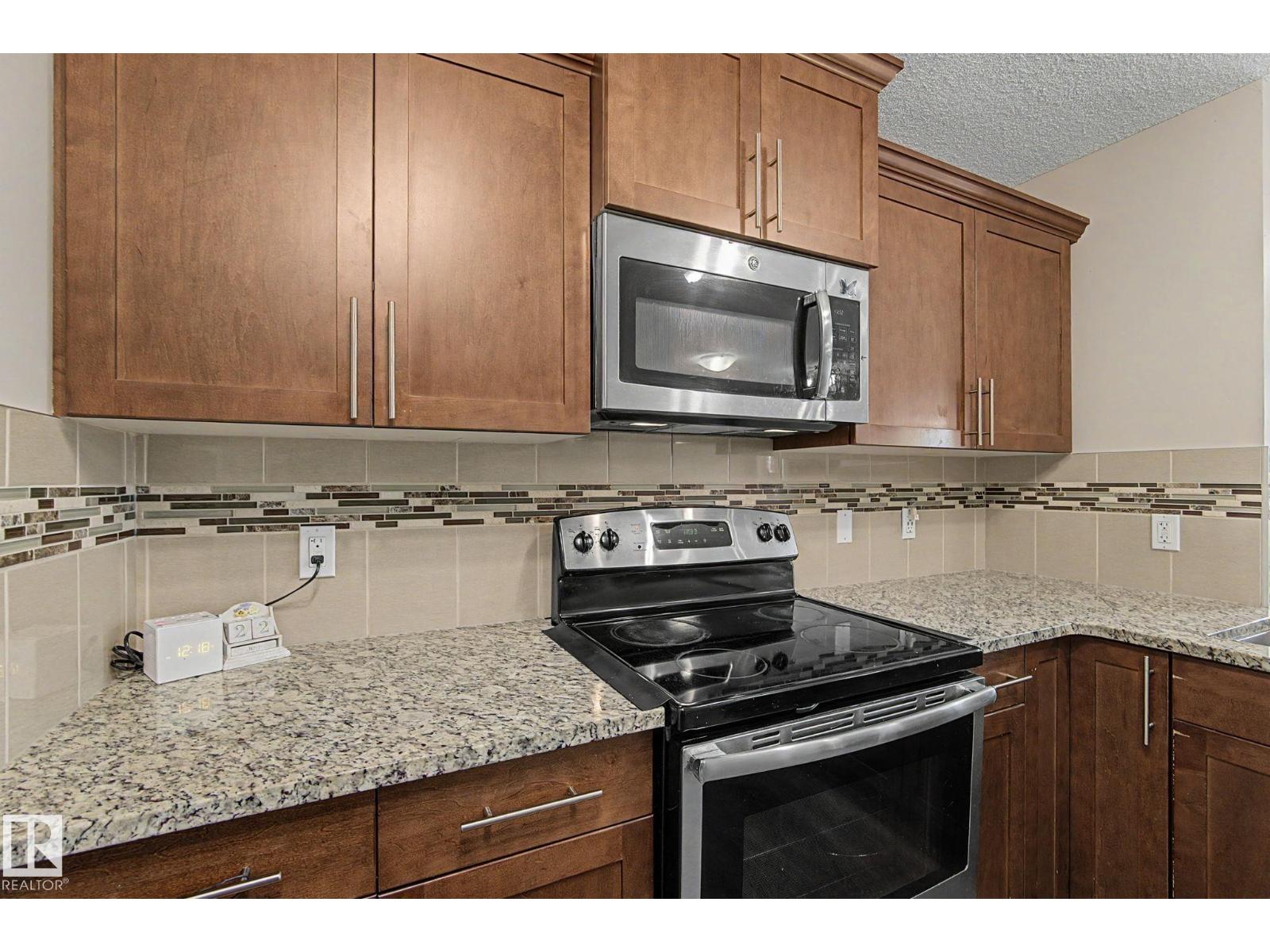 17304 73 St NW, Edmonton, Alberta  T5Z 0L3 - Photo 10 - E4500347
