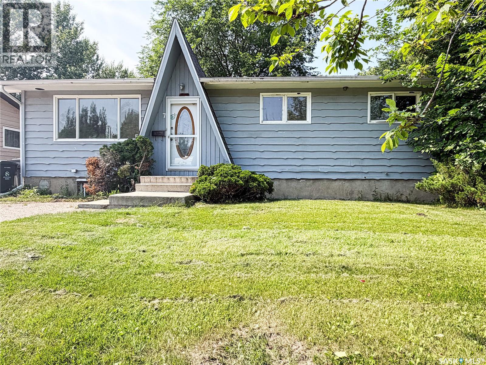 7 Dunfield Crescent, Meadow Lake, Saskatchewan  S9X 1E6 - Photo 2 - SK036545