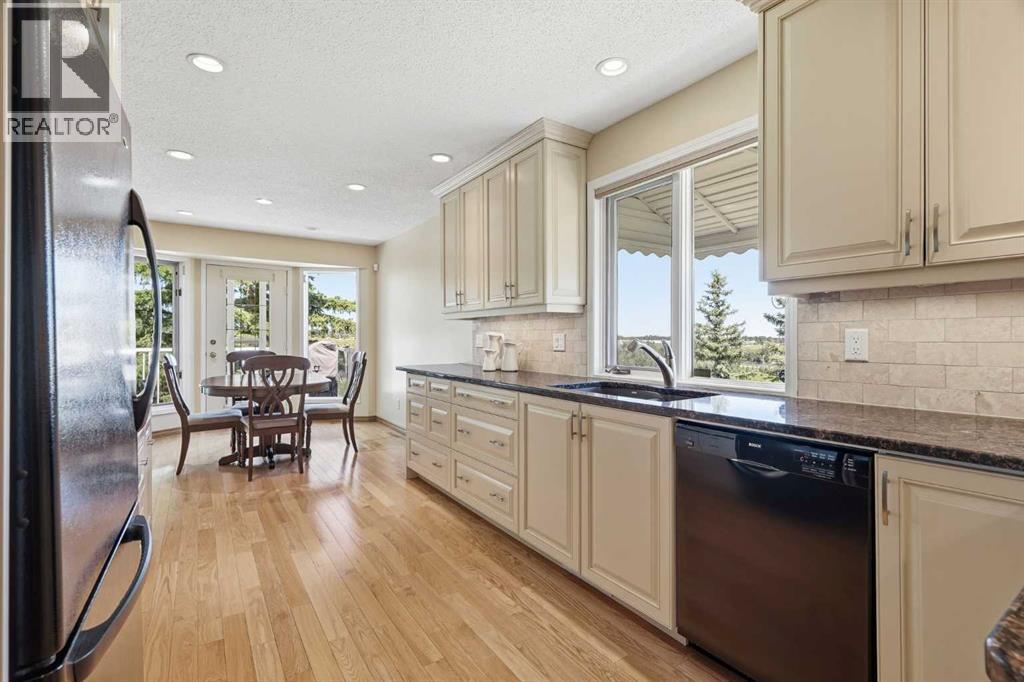 135 Shawnee Rise Sw, Calgary, Alberta  T2Y 2S3 - Photo 10 - A2329270