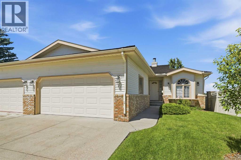 135 Shawnee Rise Sw, Calgary, Alberta  T2Y 2S3 - Photo 1 - A2329270
