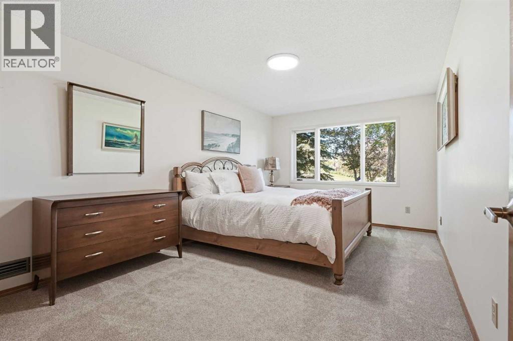 135 Shawnee Rise Sw, Calgary, Alberta  T2Y 2S3 - Photo 35 - A2329270