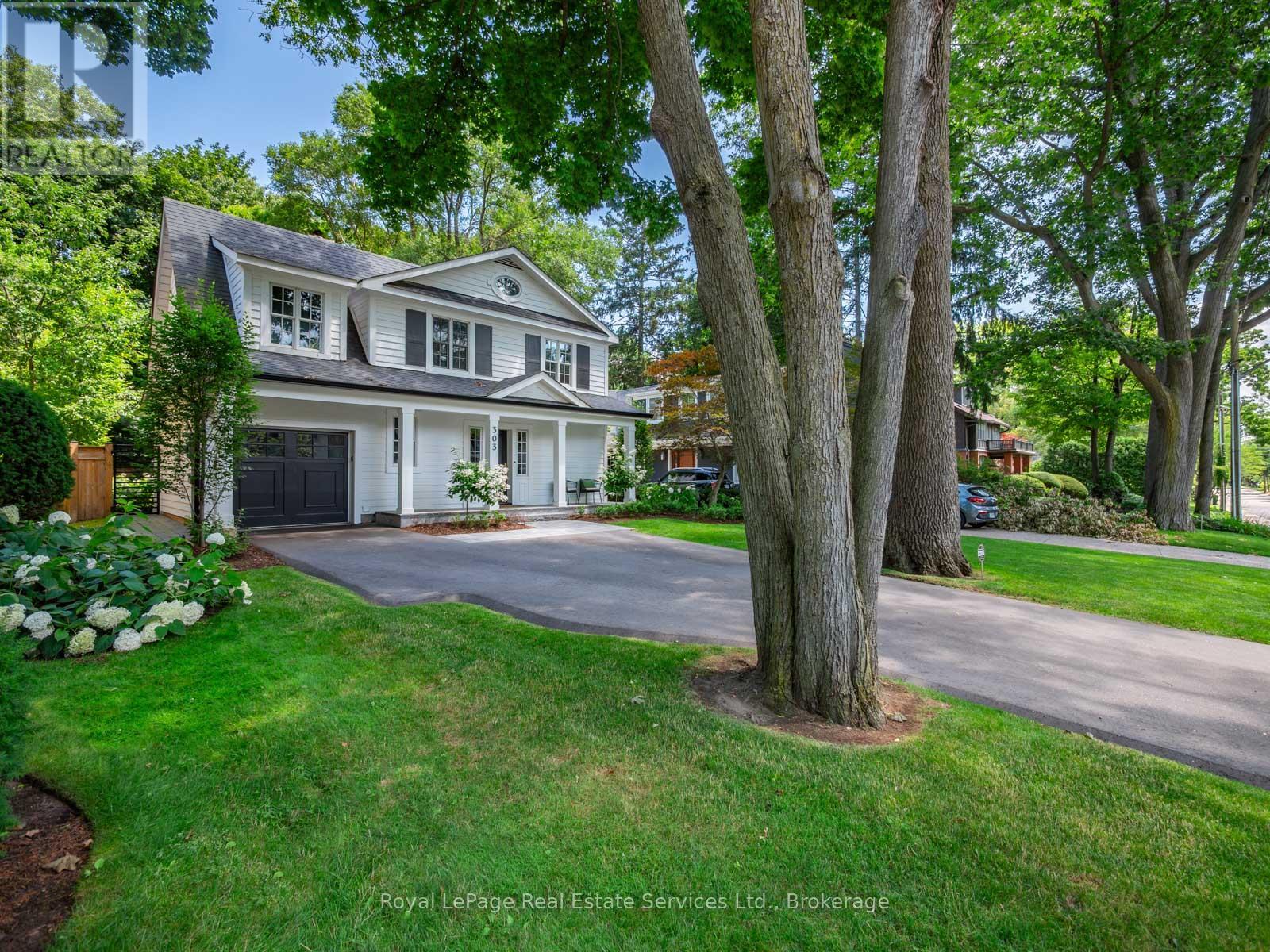 303 Watson Avenue, Oakville (Oo Old Oakville), Ontario  L6J 3V3 - Photo 2 - W13599614