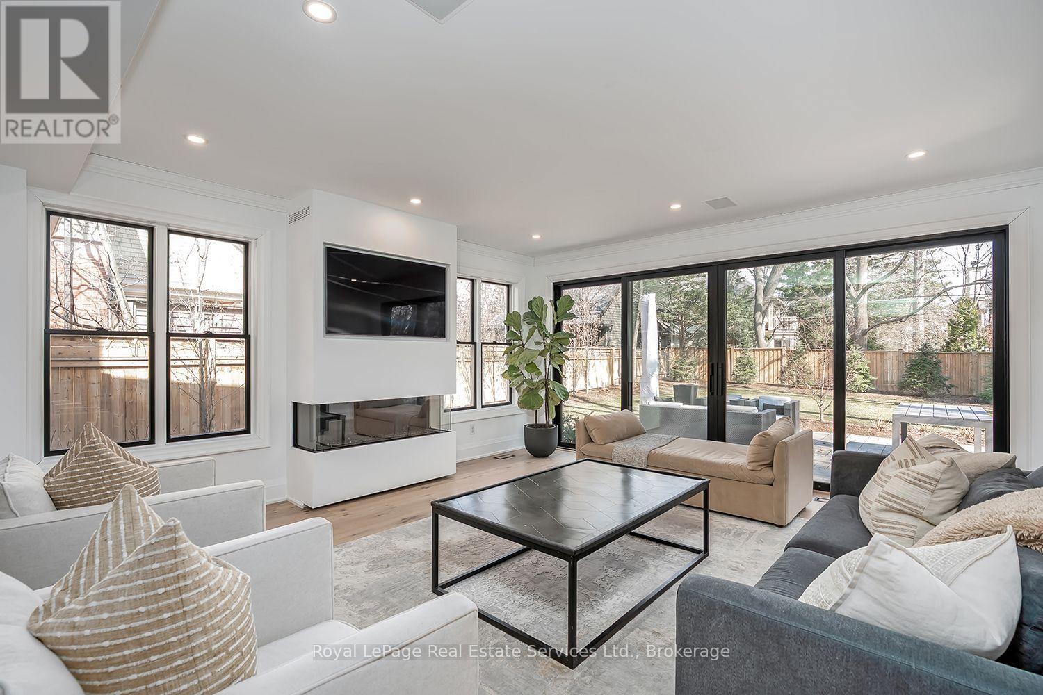 303 Watson Avenue, Oakville (Oo Old Oakville), Ontario  L6J 3V3 - Photo 9 - W13599614
