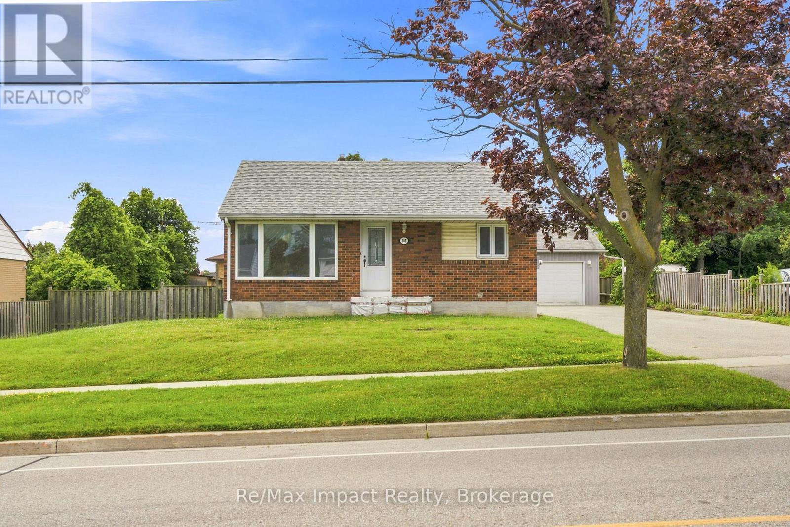505 Annapolis Avenue, Oshawa, Ontario  L1J 2Y8 - Photo 2 - E13599698